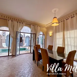  Villa Melias